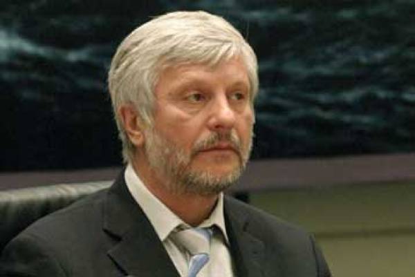 Ο Τατούλης θεωρεί δικό του έργο και τον… περιφερειακό