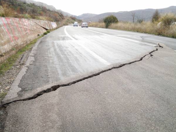 Κλειστός ο παλιός εθνικός δρόμος Καλαμάτας - Τρίπολης στο Δερβένι