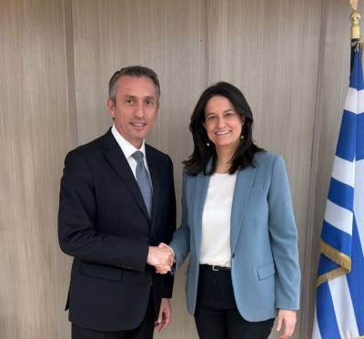 Συνάντηση Μαντά με Κεραμέως: Στο επίκεντρο χαμηλοσυνταξιούχοι και μικρομεσαίες επιχειρήσεις