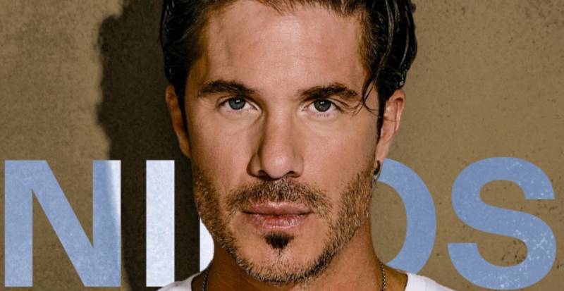 Συναυλία του Νίκου Οικονομόπουλου στην Καλαμάτα