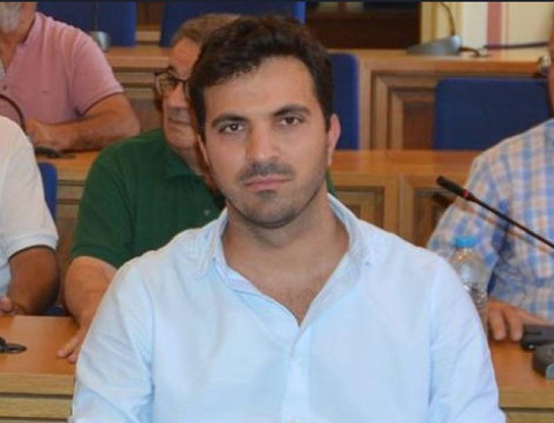 Καταγγελία Χανδρινού για “αδιαφανείς χρηματοδοτήσεις”