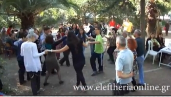 Γλέντι Κρητικών στη &quot;Γιορτή Τσικουδιάς&quot;