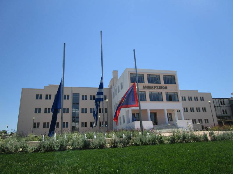 Λόγω έλλειψης στελεχών με κύρος και αναγνωρισιμότητα: Ανεξάρτητα πρόσωπα σωσίβιο για τα κόμματα