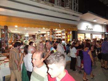 Το γύρο της Ελλάδας κάνει η "Λευκή Νύχτα" της Καλαμάτας