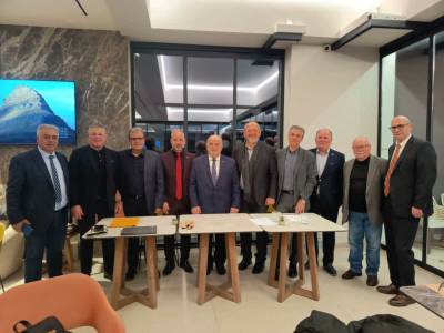 “Ανάπτυξη χωρίς τους μικρούς σημαίνει ανάπτυξη χωρίς κοινωνία” - Το μήνυμα στην πίτα των Ομοσπονδιών Επαγγελματιών, Βιοτεχνών και Εμπόρων