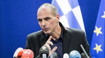 Βαρουφάκης: Αν υπάρχει συμφωνία θα πούμε στον ελληνικό λαό ότι την Κυριακή θα πρέπει να ψηφίσει "ναι"