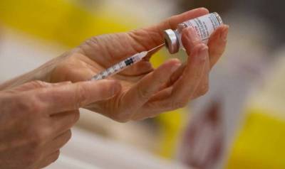 Εμβολιασμός και άνοια: Ενήλικοι εγκλωβισμένοι στη βούληση άλλων