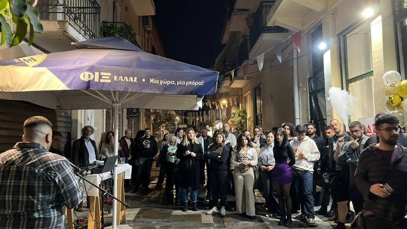 Εγκαινιάστηκε ο νέος χώρος της ΚΝΕ στην Καλαμάτα