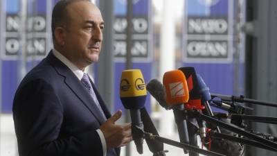 Τσαβούσογλου: Ελπίδα ότι θα συνεχιστούν οι ειρηνευτικές συνομιλίες μεταξύ Ρωσίας και Ουκρανίας