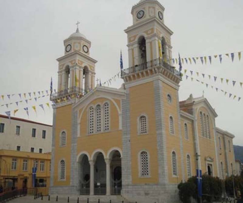 Οικονομάκος κατά δήμου για το γεύμα της Υπαπαντής