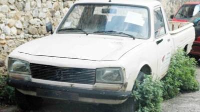 Σύμβαση για εγκαταλελειμμένα αυτοκίνητα στην Οιχαλία