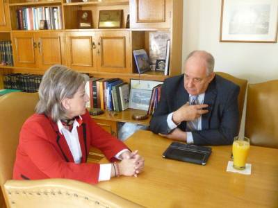 Συνάντηση Κουίκ με Αλειφέρη και Νίκα (βίντεο)