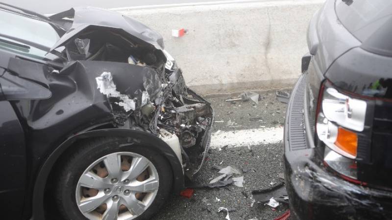 Καραμπόλα πέντε οχημάτων στην περιφερειακή οδό