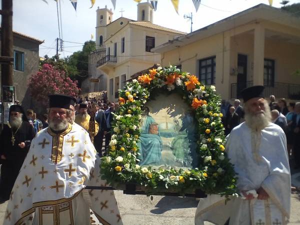 Η Τριφυλία γιορτάζει το Αγιο Πνεύμα