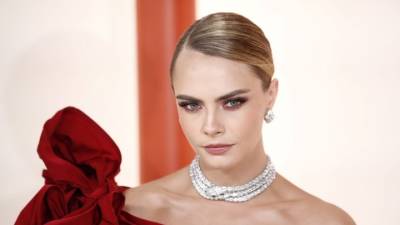 Η Κάρα Ντελεβίν θα κάνει ντεμπούτο στη θεατρική σκηνή, στο μιούζικαλ «Cabaret»