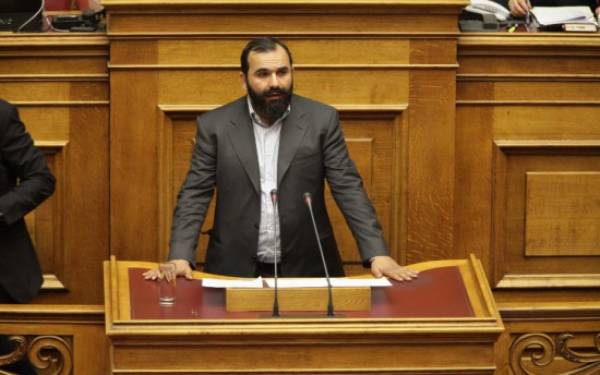 Βουλευτής των ΑΝΕΛ δωρίζει το μισό του μισθό επειδή δεν υλοποιήθηκαν οι προεκλογικές υποσχέσεις