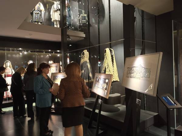 Καλαμάτα: Με επιτυχία τα εγκαίνια της έκθεσης &quot;Α. Τάσσος - Χαρακτική 1940-1985&quot; (φωτογραφίες)