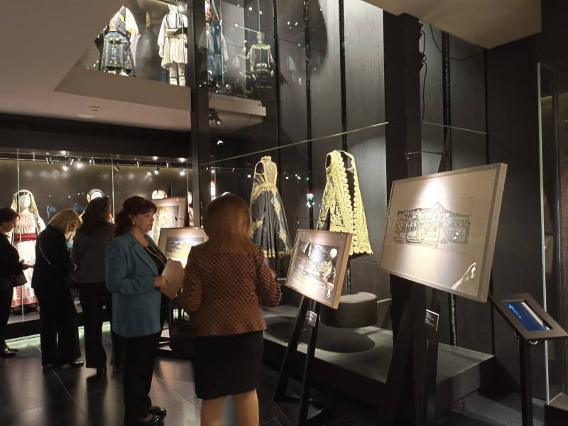 Καλαμάτα: Με επιτυχία τα εγκαίνια της έκθεσης "Α. Τάσσος - Χαρακτική 1940-1985" (φωτογραφίες)