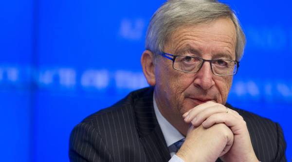 Γιούνκερ: Το Grexit δεν υπάρχει στο τραπέζι