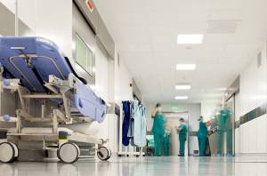 Οι ανασφάλιστοι καρκινοπαθείς στο έλεος των νοσοκομείων