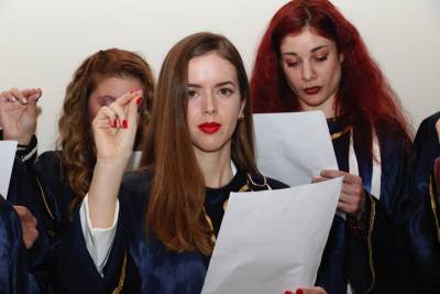 Καλαμάτα: Ορκίστηκαν 112 νέοι πτυχιούχοι Φιλολογίας του Πανεπιστημίου Πελοποννήσου (βίντεο-φωτογραφίες)