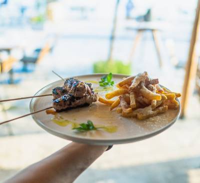 Χρυσοί Σκούφοι σε τρία εστιατόρια της Μεσσηνίας