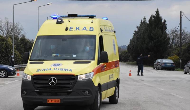 Σκιάθος: 83χρονος με άνοια πάτησε χωρίς να το καταλάβει με το αυτοκίνητο τη σύζυγό του