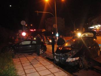 Τροχαίο με τραυματισμούς σε διασταύρωση στην Καλαμάτα