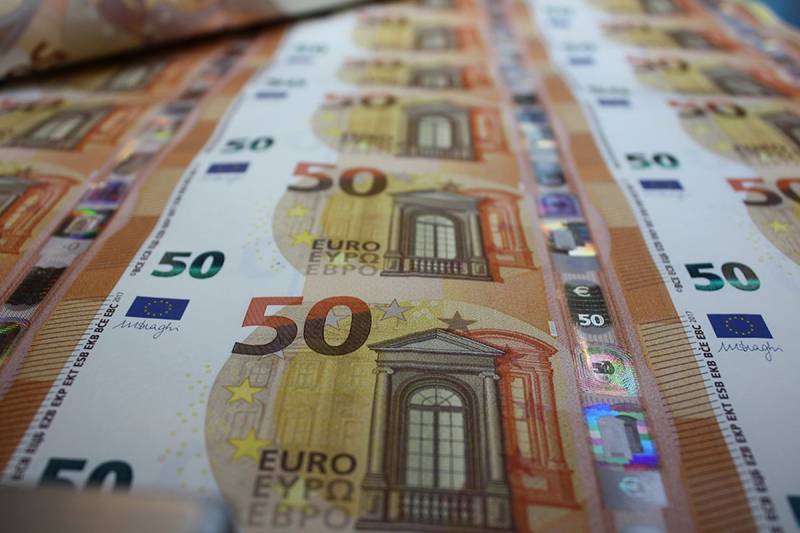 Ισχυρή ανάπτυξη 2,4% το 2026 προβλέπει το προσχέδιο του Προϋπολογισμού