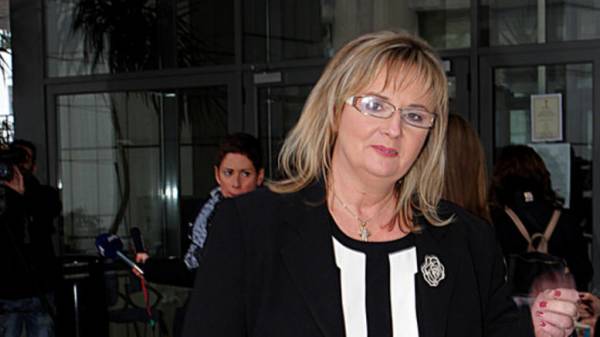 Ξουλίδου: Εγώ θέλω για πρόεδρο Δημοκρατίας τον Πατέρα Γ. Μεταλληνό