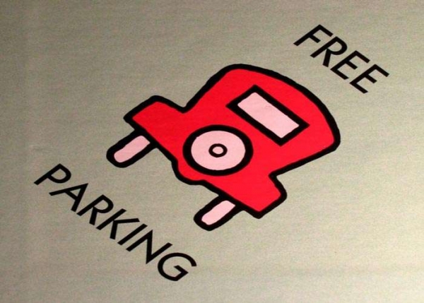 Δωρεάν στάθμευση στο Μυστρά λόγω εμποροπανήγυρης