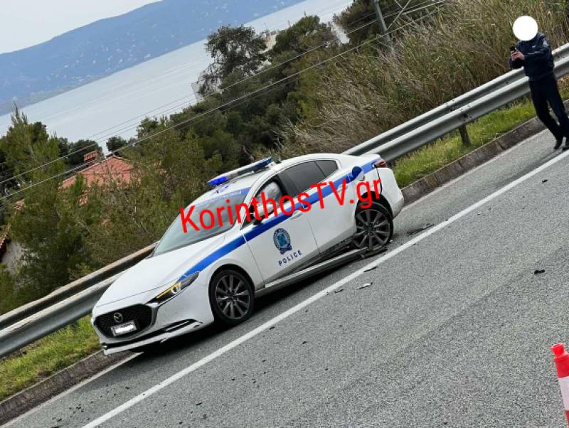 Κινέτα: Μηχανή έπεσε σε περιπολικό που είχε σταματήσει στη ΛΕΑ λόγω τροχαίου - Ένας σοβαρά τραυματίας