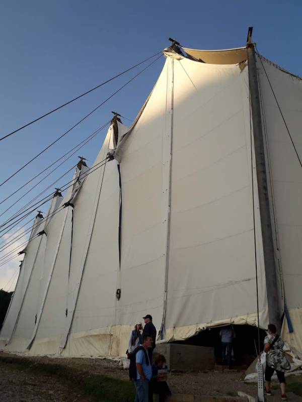 Αλλάζουν τέντα στον Επικούριο Απόλλωνα