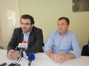 Το ΠΑΣΟΚ δεν στηρίζει τον Πέτρο Τατούλη σύμφωνα με τον Κυρ. Πιερρακάκη - Δεν έχει δοθεί κανένα "χρίσμα"