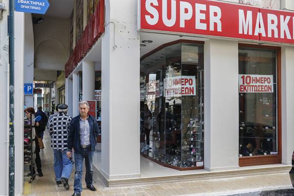 Καλαμάτα: Κινήθηκε η αγορά μετά την επιδότηση - Ενδιάμεσες εκπτώσεις έως και 70%