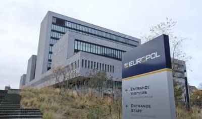 Europol: Τουλάχιστον 146 παιδιά σε όλο τον κόσμο σώθηκαν σε αστυνομική επιχείρηση για κακοποίηση παιδιών στο διαδίκτυο
