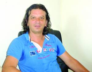 Γιάννης Καρβέλας- υπεύθυνος Μεσσηνίας: «Καλέστε το ΕΚΑΒ μόνο σε επείγοντα»