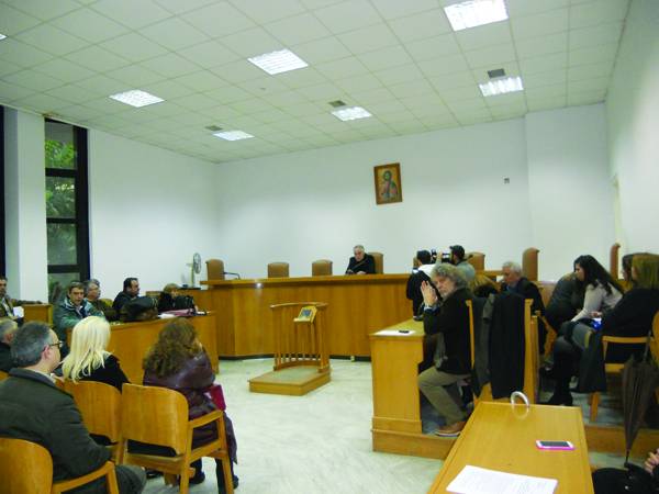 Κλιμακώνουν τις κινητοποιήσεις οι δικηγόροι της Καλαμάτας