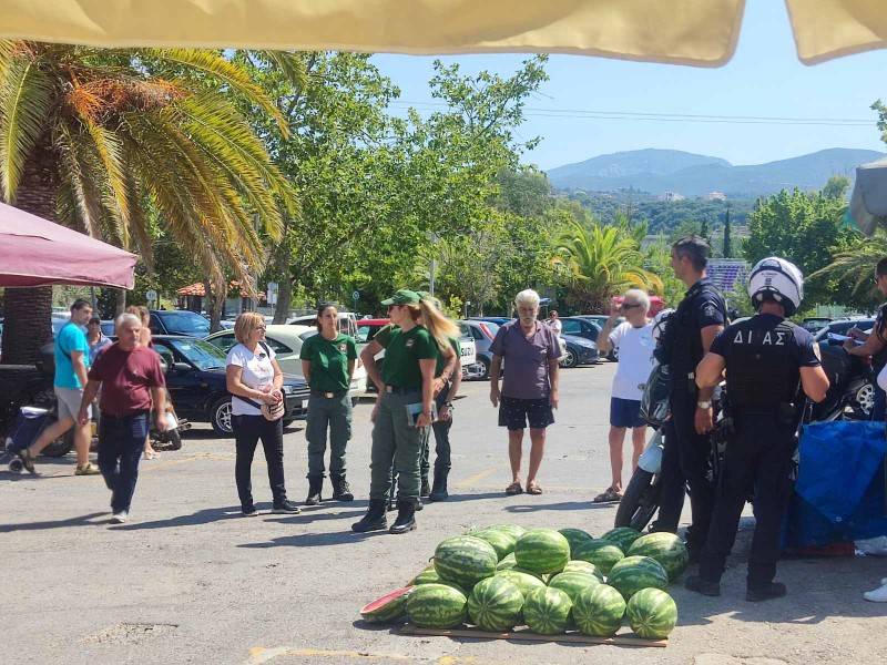 Επεισόδιο μεταξύ γυναικών παραγωγών χθες στη λαϊκή της Καλαμάτας