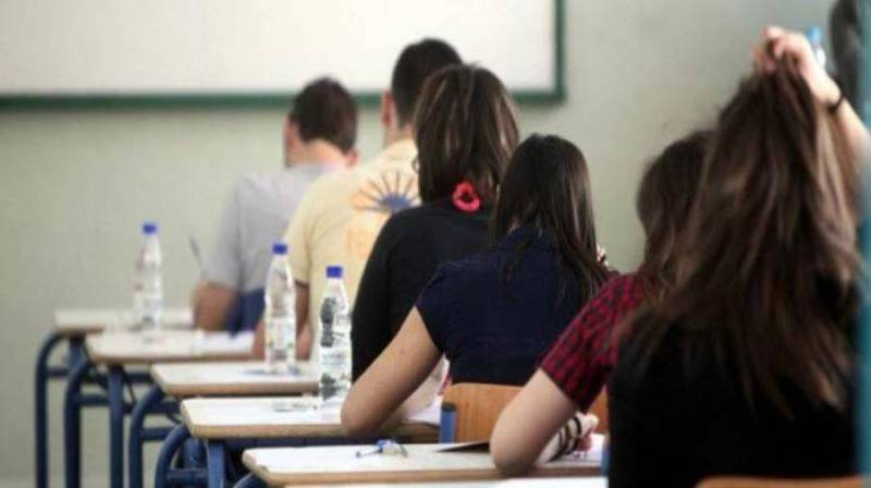 Ομιλία στο 3ο Λύκειο Καλαμάτας για την εφηβεία