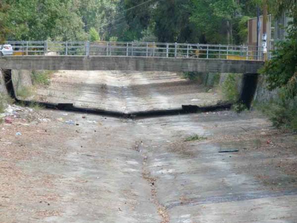 Να μην πεταχτούν εκατομμύρια στην κοίτη του Νέδοντα