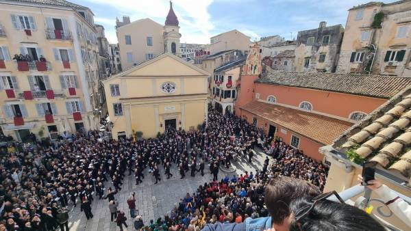 Πασχαλινές εκδρομές εντός και εκτός Ελλάδας «ψήφισαν» οι Καλαματιανοί - Τα επόμενα τριήμερα και το ερωτηματικό των εκλογών