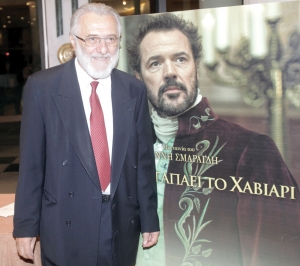 "Ο Θεός αγαπάει το χαβιάρι" από σήμερα και στην Καλαμάτα