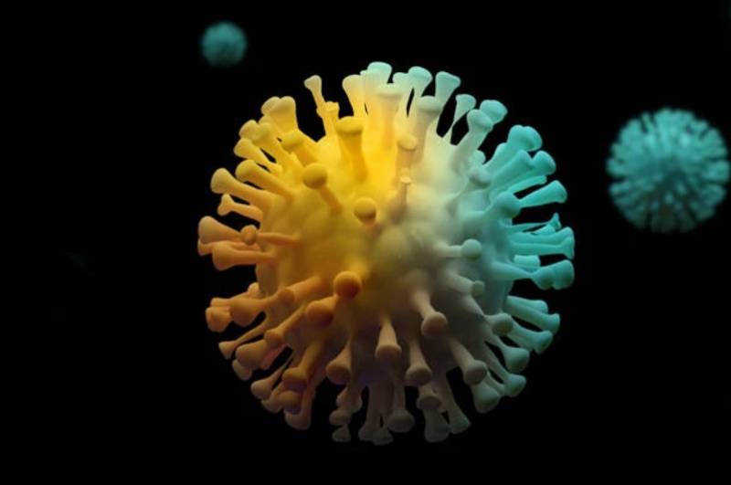 Έρευνα Βρετανού μαθηματικού: Όλος ο κορονοϊός του κόσμου θα χωρούσε σε ένα κουτάκι αναψυκτικού