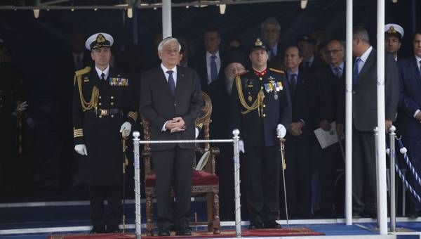 Πρ. Παυλόπουλος: &quot;Ενωμένοι να αντισταθούμε στην κρίση και σε όσους επιβουλεύονται τα εθνικά μας δίκαια&quot;
