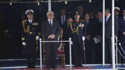 Πρ. Παυλόπουλος: &quot;Ενωμένοι να αντισταθούμε στην κρίση και σε όσους επιβουλεύονται τα εθνικά μας δίκαια&quot;