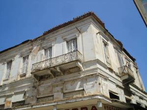 "Πολιτιστική πρωτεύουσα" με διατηρητέα ερείπια