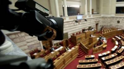 Boυλή: Διαβιβάστηκε νέα ποινική δικογραφία για τα Τέμπη