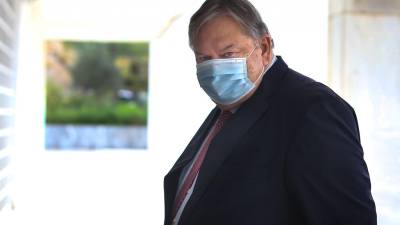 Βενιζέλος: Προτείνει επέκταση υποχρεωτικού εμβολιασμού και αναλογικά πρόστιμα