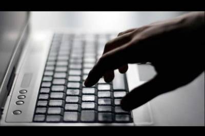 Σύλληψη 65χρονου στην Καλαμάτα για διακίνηση υλικού παιδικής πορνογραφίας